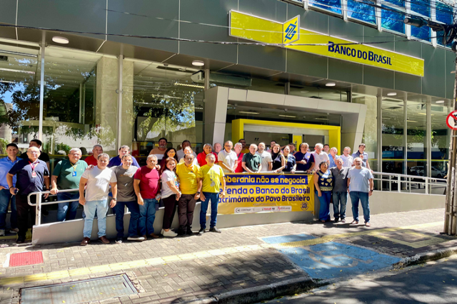 Bancários e Bancárias do Piauí realizam protesto em defesa do Banco do Brasil