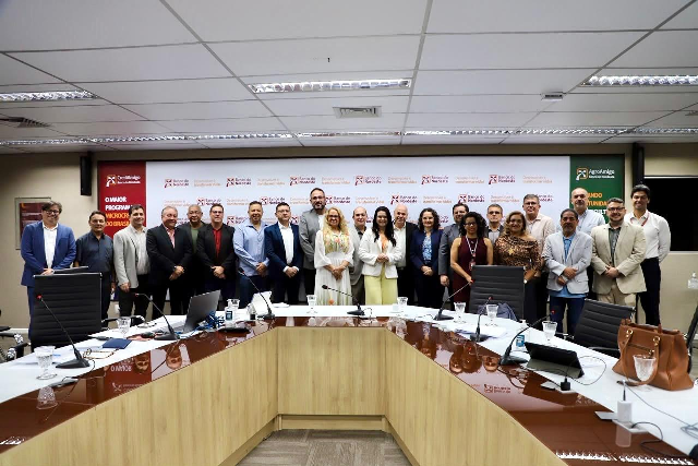 Funcionários do BNB entregam minuta de reivindicações e iniciam negociações da Campanha Nacional 2026
